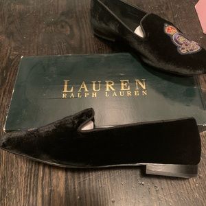 Velvet loafers “smoking slippers”  crest patch